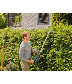 GARDENA Akku-Heckenschere ComfortCut 60/18V P4A Set -Gardena Verkäufe 6725881 WE MO 005 GARDENAAkkuHeckenschereComfortCut6018VP4A 1